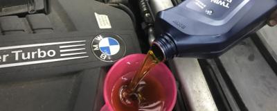 新车多久换机油-机动车辆机油分为几种